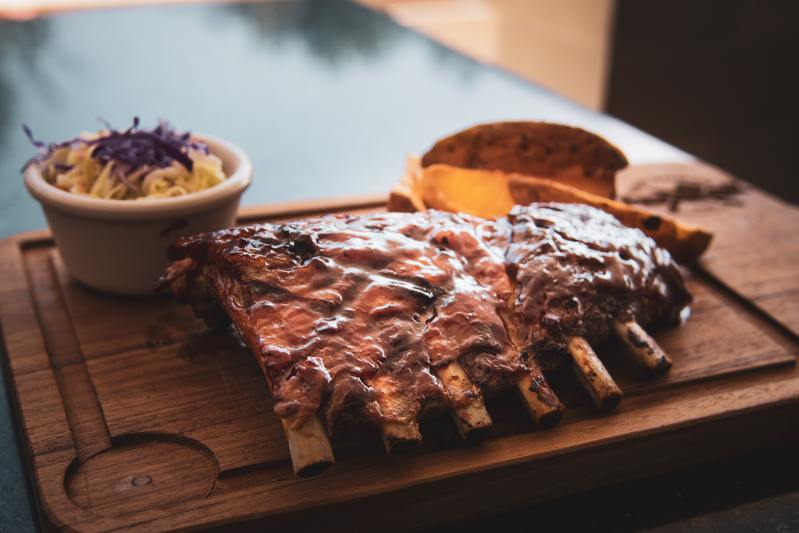 PORK SPARE RIBS